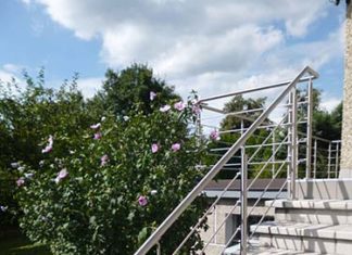 Balustrady balkonowe ze stali nierdzewnej Balustrady balkonowe ze stali nierdzewnej