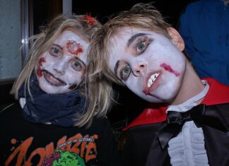 akcesoria do stroju na bal przebierańców dla dzieci