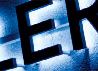 litery podświetlane