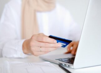 Jak założyć konto płatnicze i zacząć korzystać z płatności online