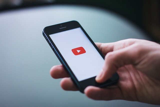 Dlaczego reklamy na YouTube mogą przynieść korzyści Twojej firmie