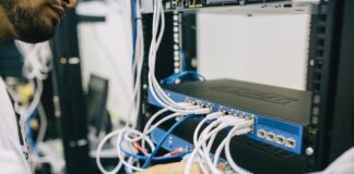 Jak zmaksymalizować wykorzystanie serwera dedykowanego do hostowania witryn internetowych i aplikacji