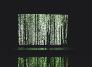 Na czym polega naiwny algorytm wyszukiwania wzorca w tekście ?- Opisz na przykładach?