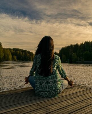 O co chodzi w mindfulness? O co chodzi w mindfulness?
