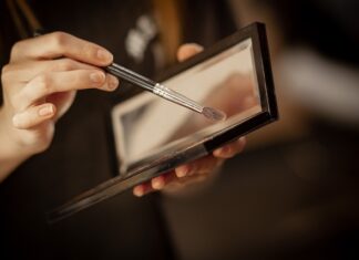 Jak zostać kosmetyczka bez szkoły? Jak zostać kosmetyczka bez szkoły?